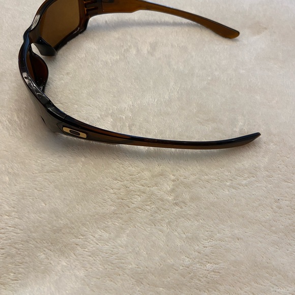 Oakley Fives Squared Sunglasses in color 03442 - Picture 4 of 6